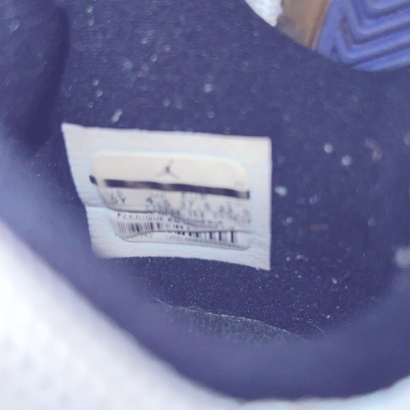 Jordan 11 concord. Size 5 Big Kids. Good condition. No box - Picture 5 of 5